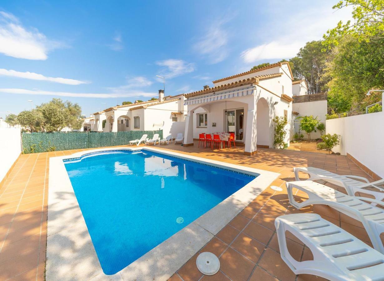 Holiday Home Odri Ля Эскала Экстерьер фото