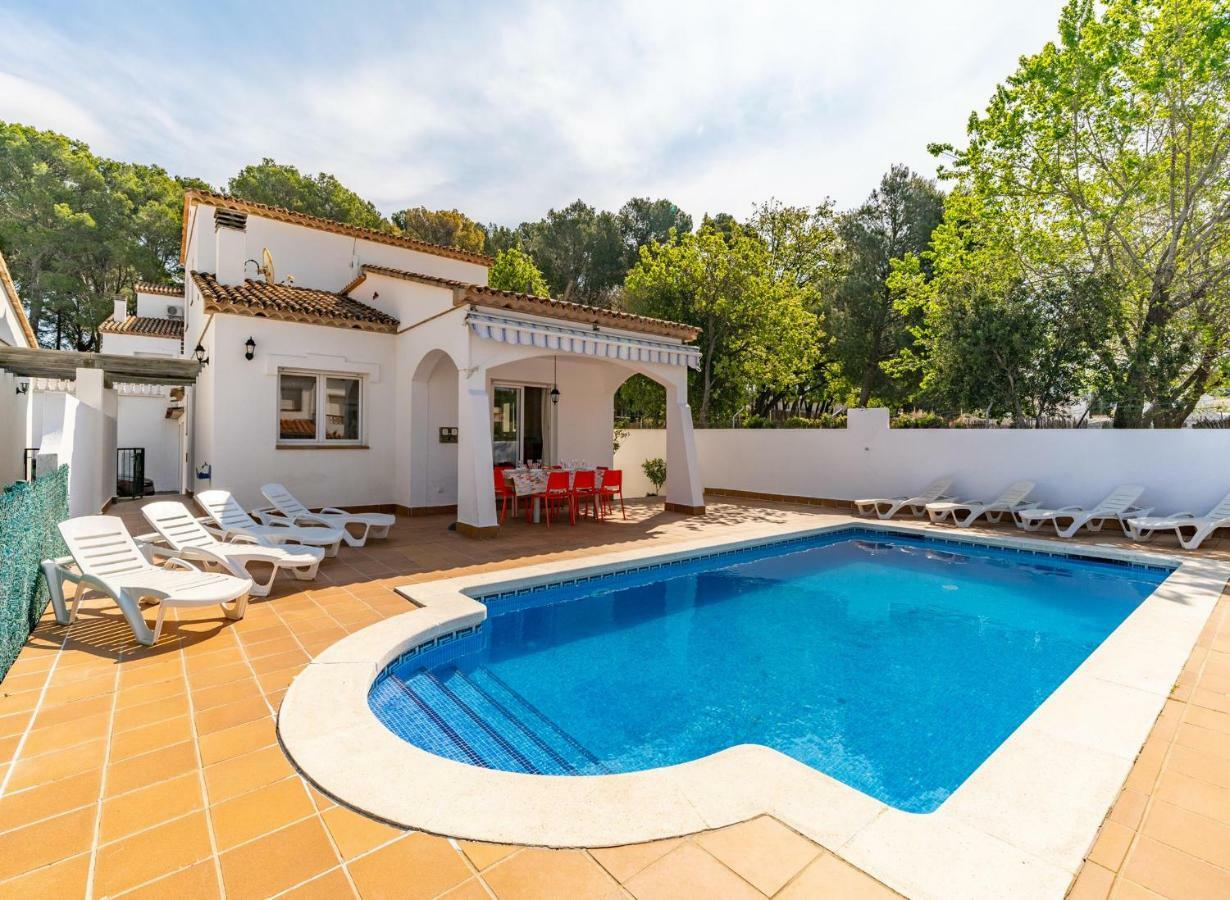 Holiday Home Odri Ля Эскала Экстерьер фото